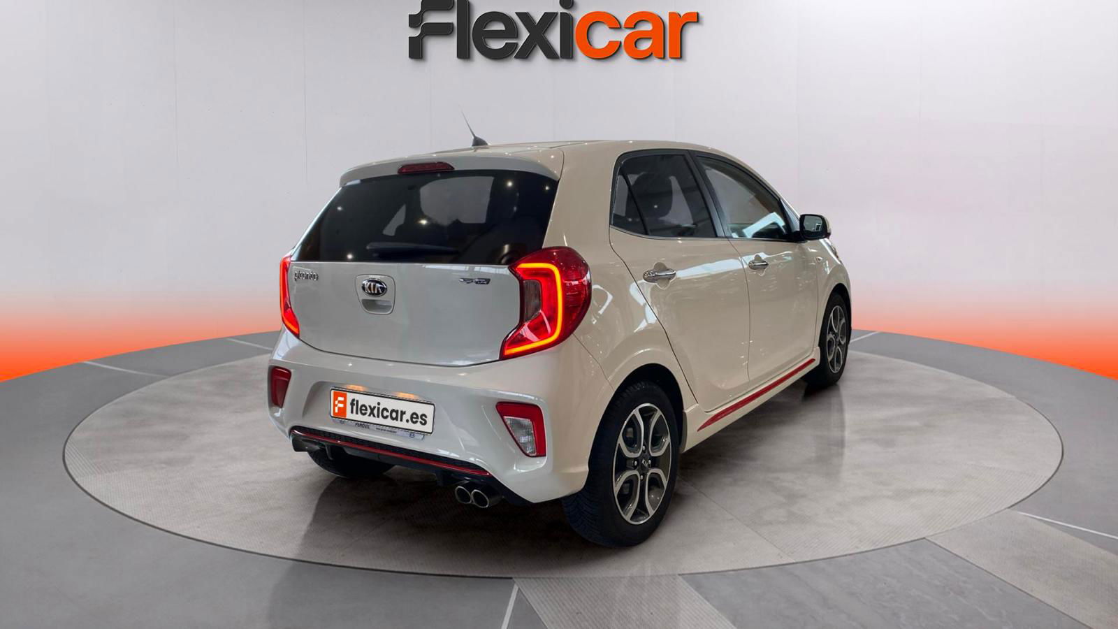 https://cdn-flexicar.caraffinity.it/public_appraisal_images_pro/images/stock/159868/o72nin5CcX__WhatsApp Image 2025-06-06 at 11.14.19.jpeg